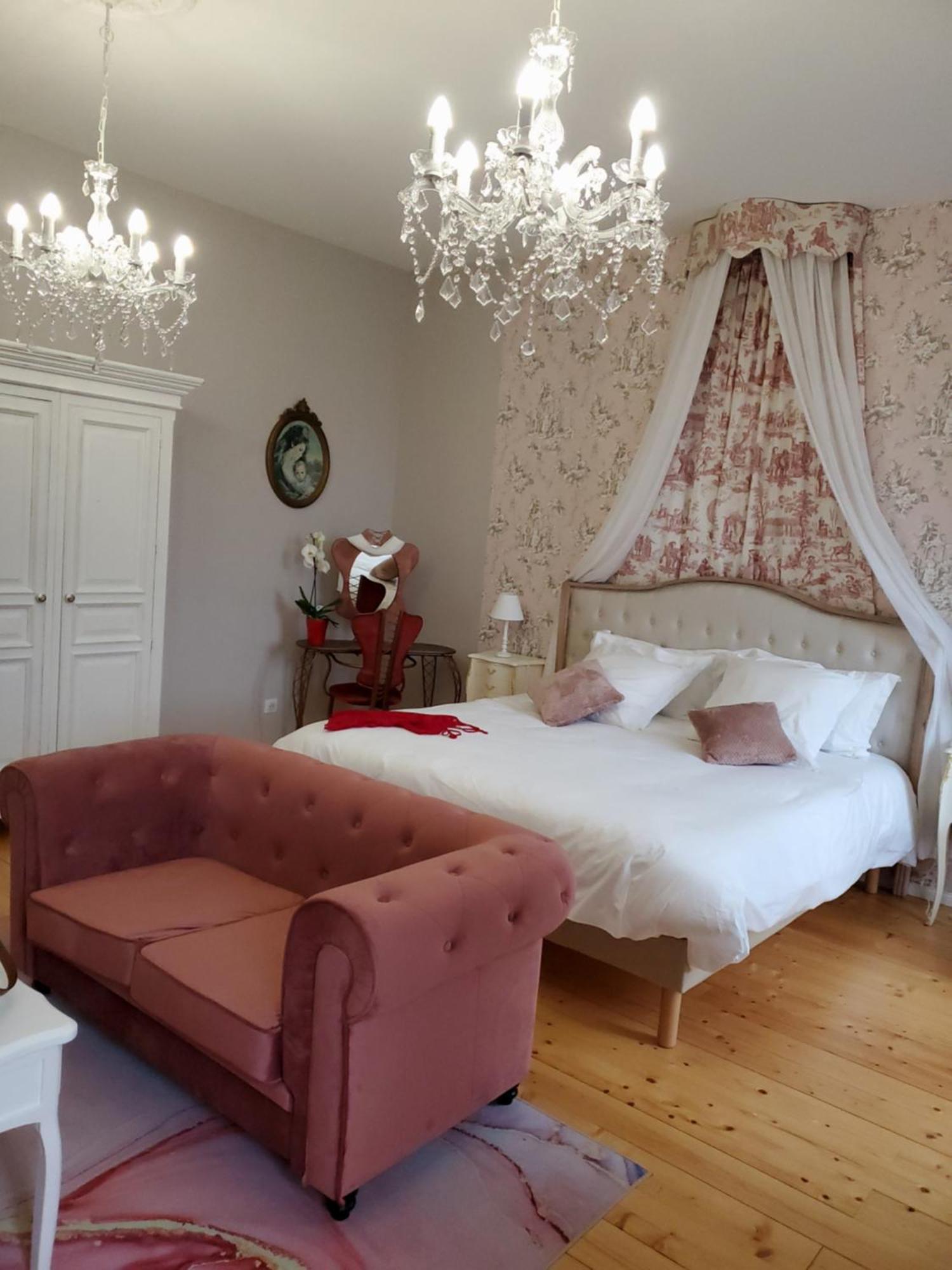 Domaine De La Gemoliere Bed & Breakfast Gemozac Ngoại thất bức ảnh
