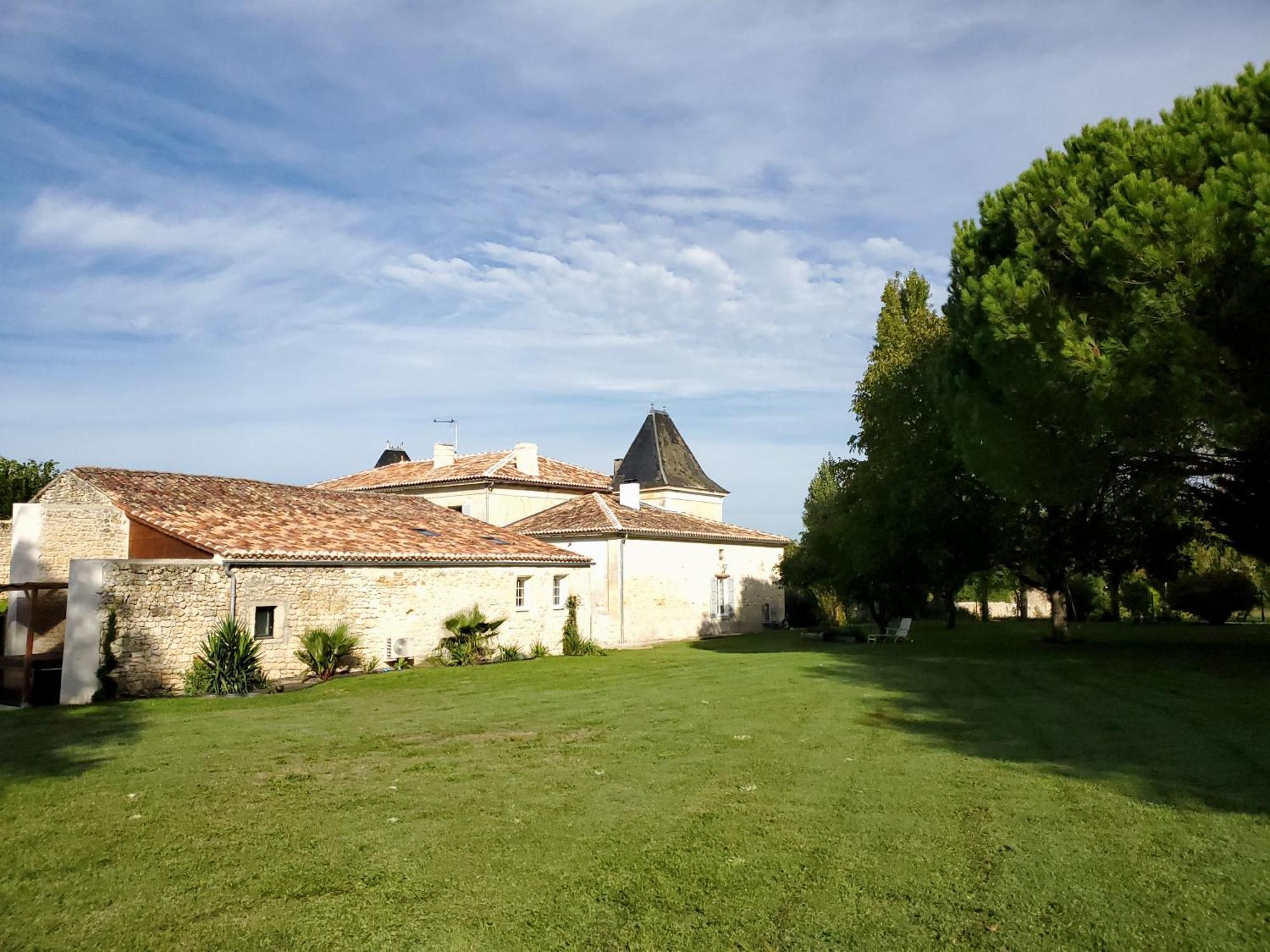 Domaine De La Gemoliere Bed & Breakfast Gemozac Ngoại thất bức ảnh