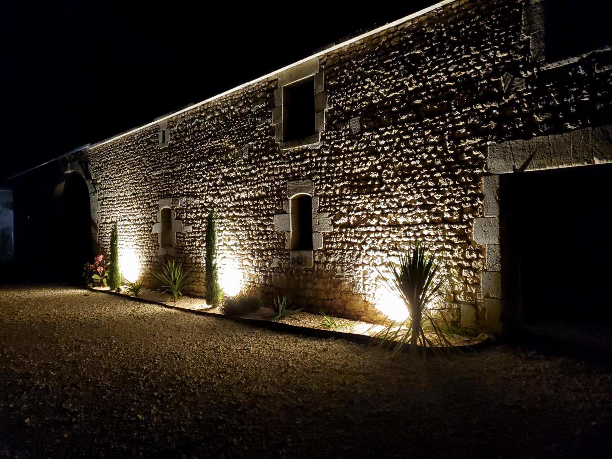 Domaine De La Gemoliere Bed & Breakfast Gemozac Ngoại thất bức ảnh